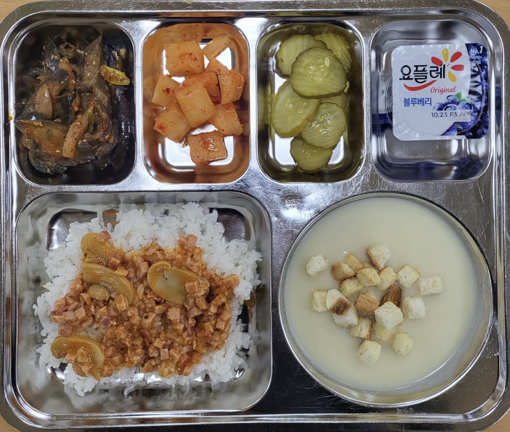 ���Ļ���