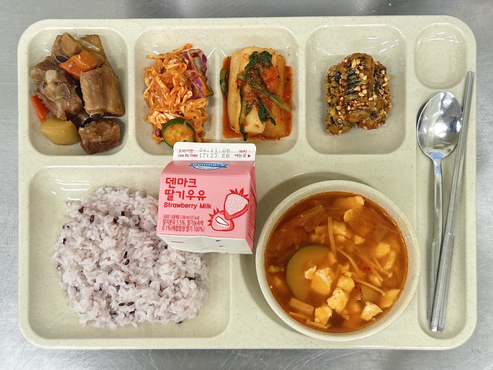 ���Ļ���