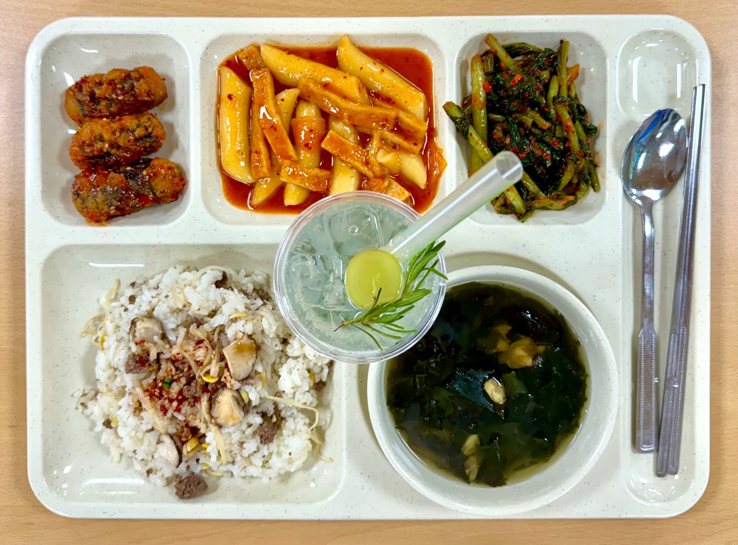 ���Ļ���