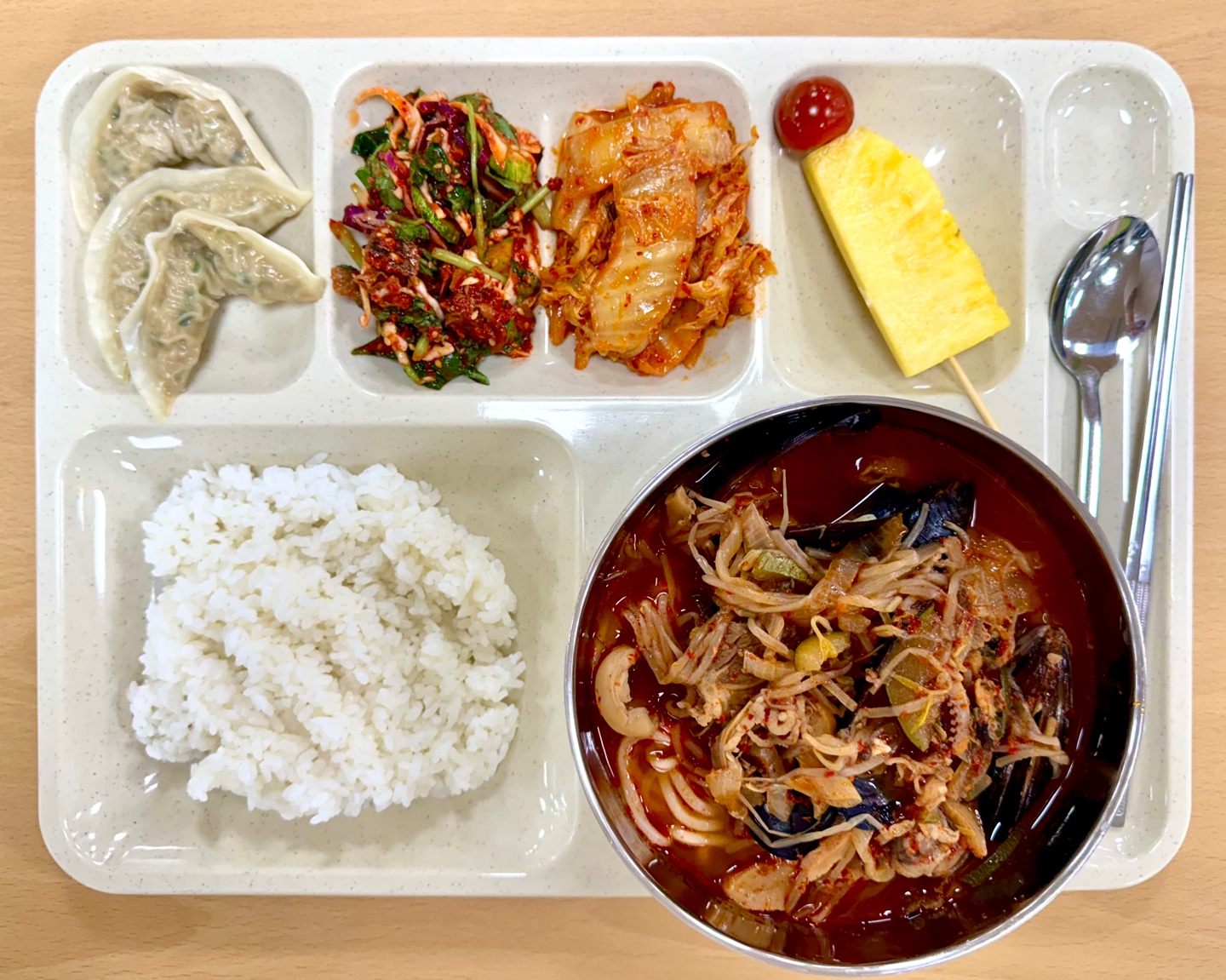 ���Ļ���