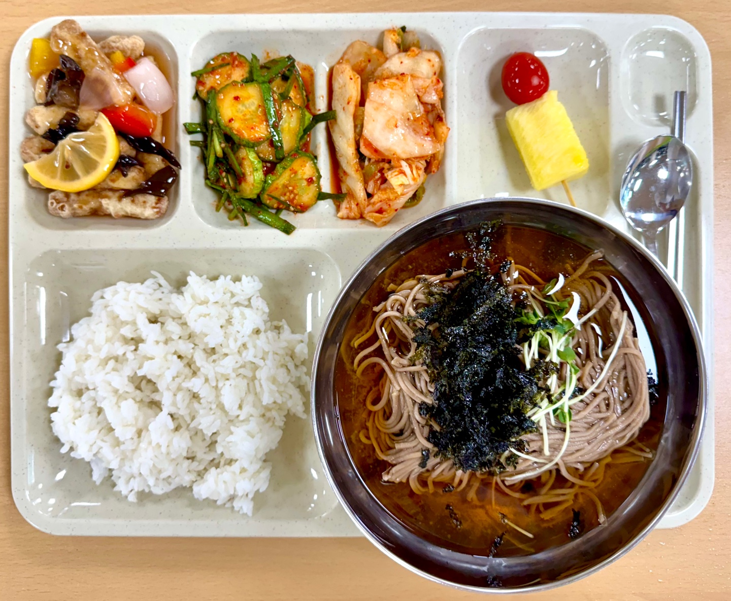 ���Ļ���