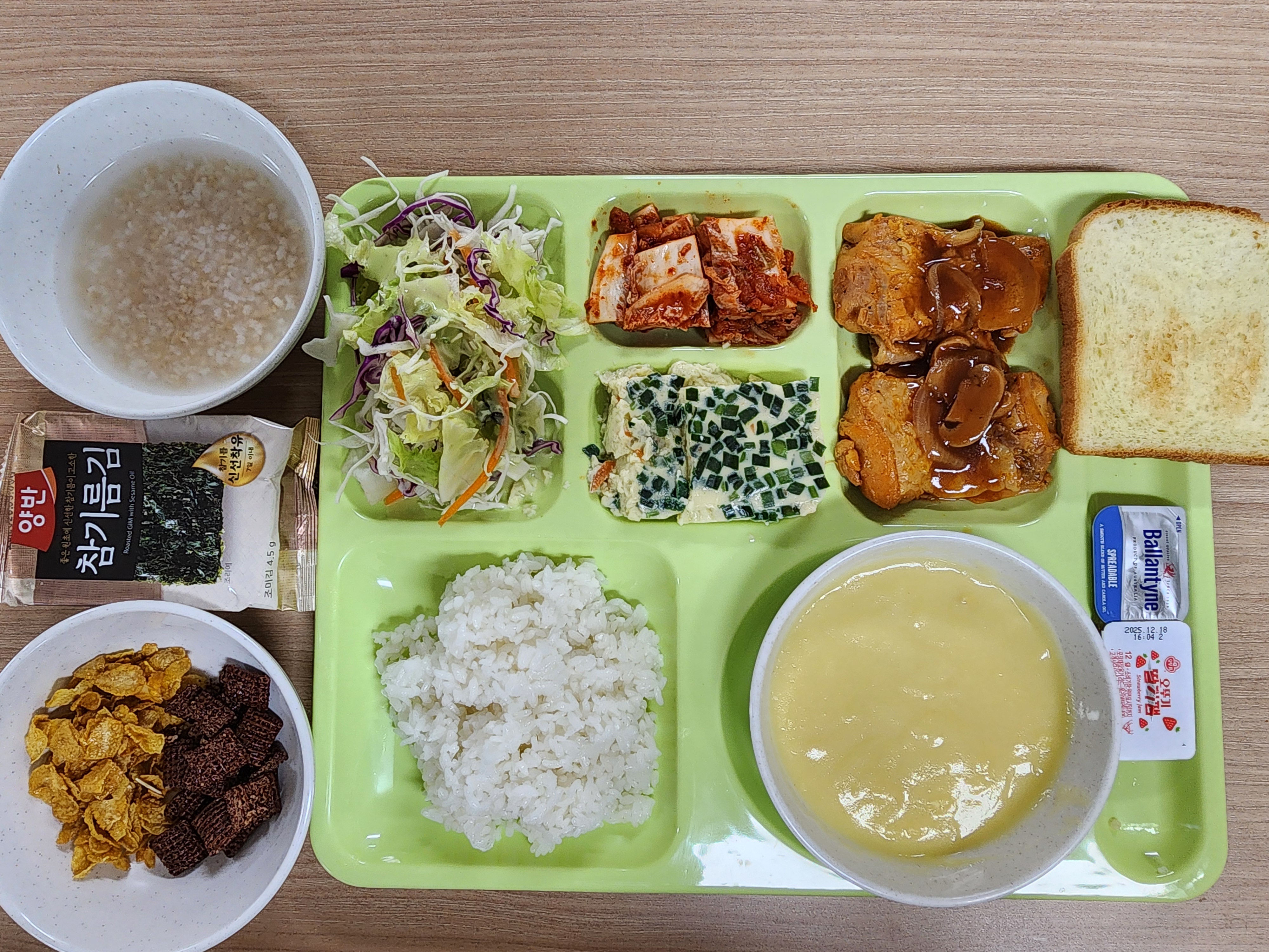 ���Ļ���