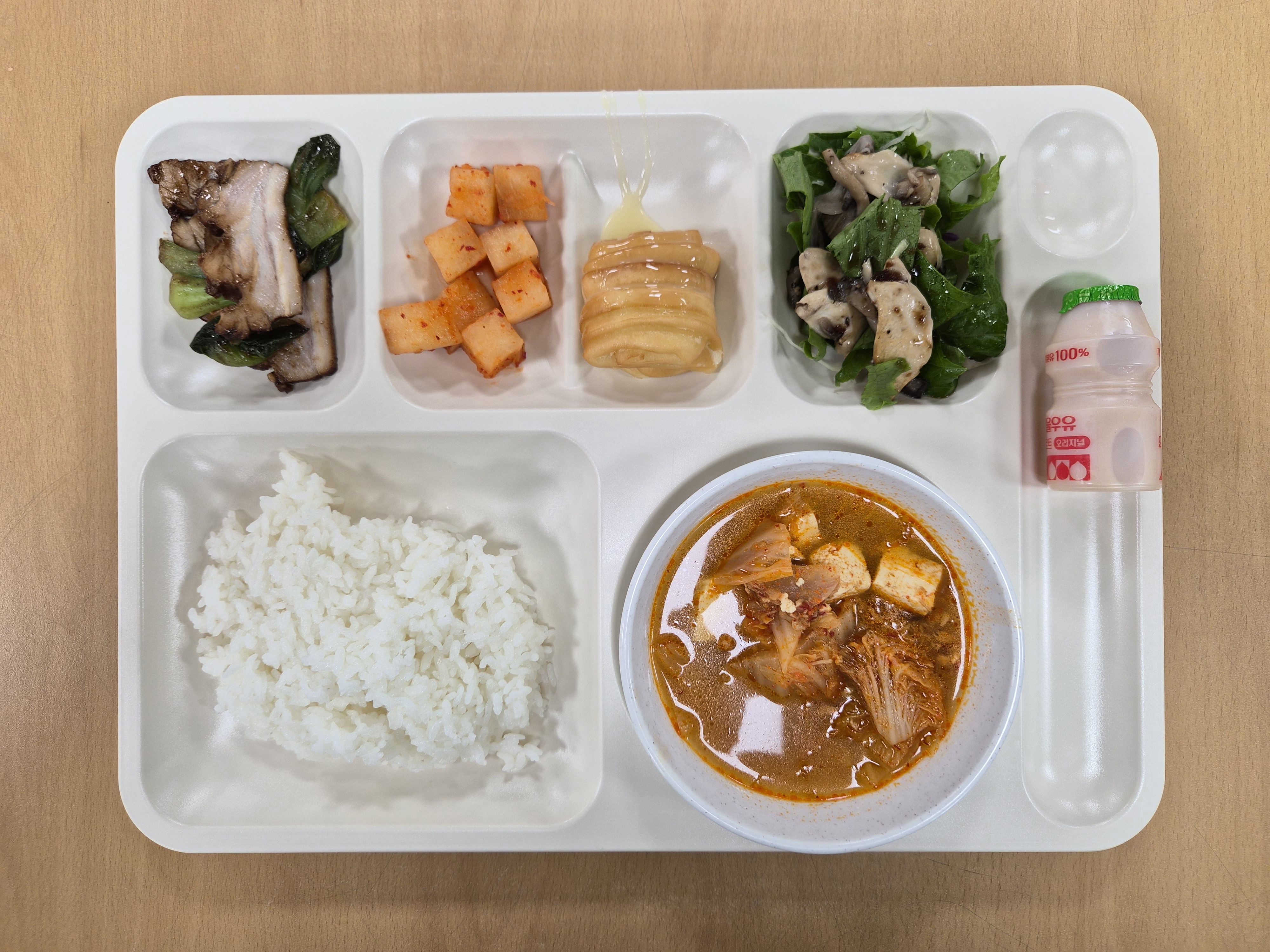 ���Ļ���